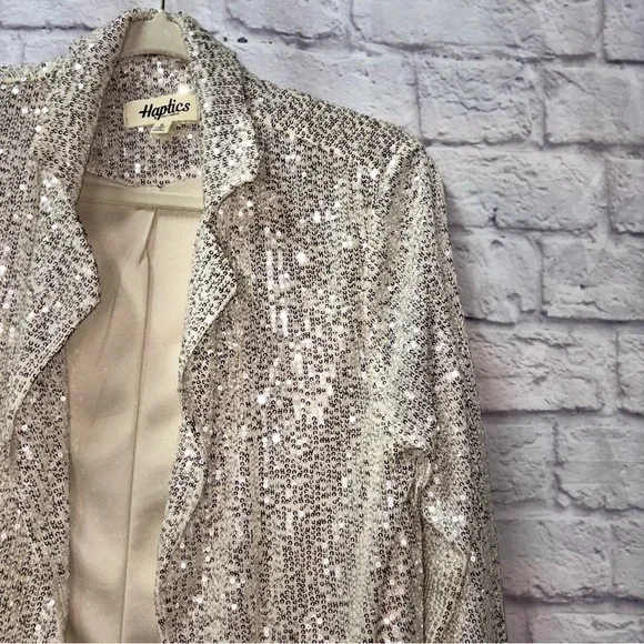 Hayden Women's Silver Sequin Blazer - Picture 3 of 6